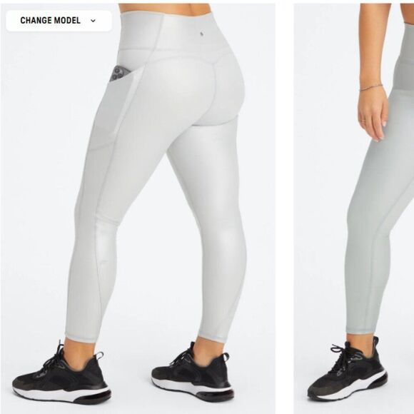 Fabletics Oasis PureLuxe High-Waisted 7/8 Legging Silver Matte Foil Yoga Workout - Picture 10 of 11